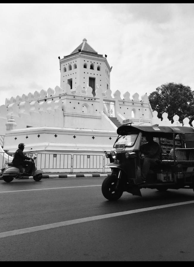 Hotel Hidden Lumpu Bangkok Esterno foto
